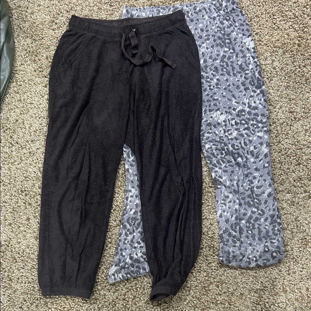 Aerie Sweatpants Bundle - Black and Gray Leopard